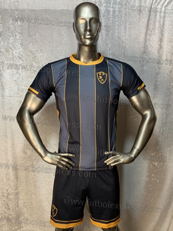 Uniformes de Futbol del Club de Cuervos