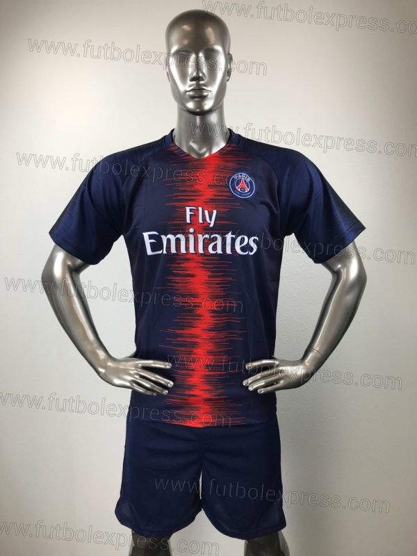 Uniforme paris saint germain 2018 deals
