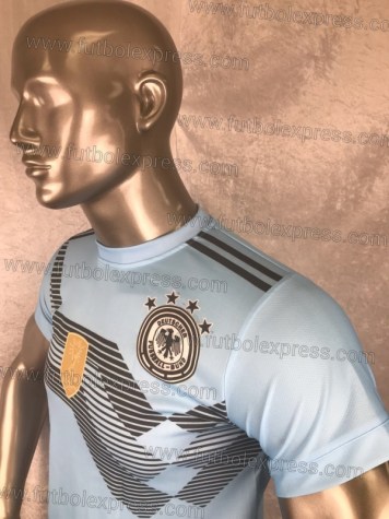 Uniforme Soccer Alemania Local 2018 Celeste