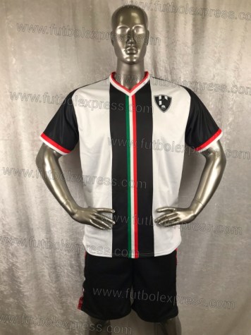 Uniforme Soccer Club de Cuervos Alterno T3