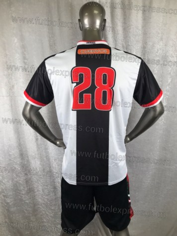 Uniforme Soccer Club de Cuervos Alterno T3