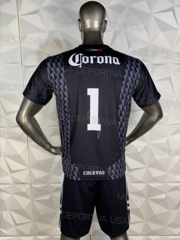 Uniforme Soccer Club de Cuervos Local 2019