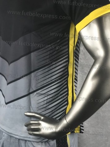 Uniforme Soccer Generico Negro Gris y Amarillo