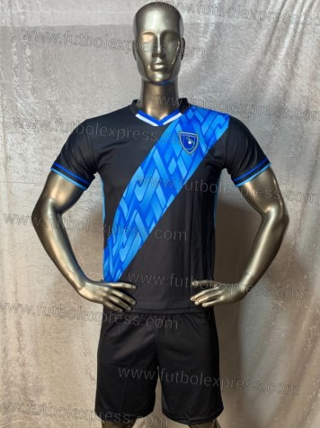Uniforme Soccer Guatemala Local 2021-22 Negro