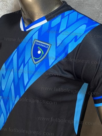 Uniforme Soccer Guatemala Local 2021-22 Negro