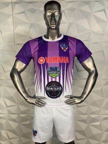 Uniforme Soccer Heredia Local 2020-21 Morado