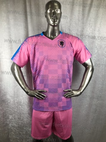 Uniforme Soccer Holanda Visita 2018 Rosa