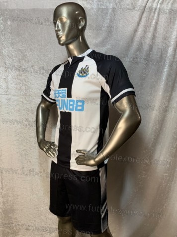 Uniforme Soccer Newcastle Local 2021-22
