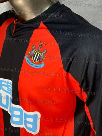 Uniforme Soccer Newcastle Local 2021-22 Rojo