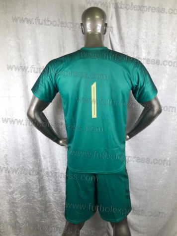 Uniforme Soccer Portugal Local 2018 Verde