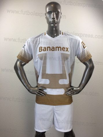 Uniforme Soccer Pumas Local 2015-16