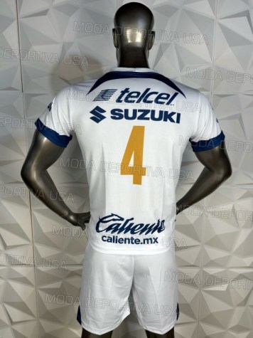 Uniforme Soccer Pumas Local 2023-24