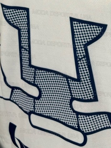 Uniforme Soccer Pumas Local 2023-24