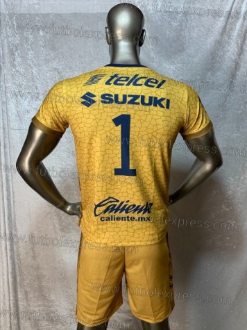 Uniforme Soccer Pumas Visita 2021-22 Dorado