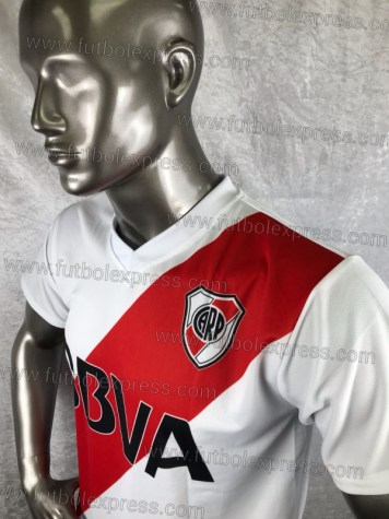 Uniforme Soccer River Plate Local 2017-18