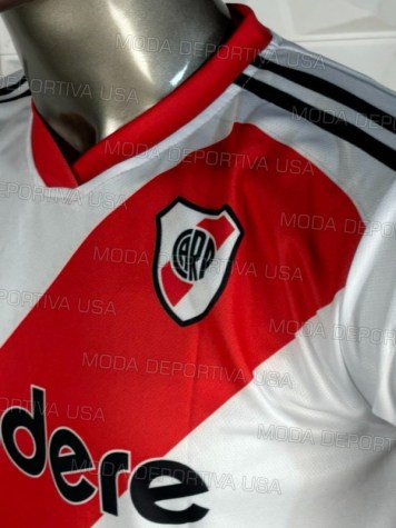 Uniforme Soccer River Plate Local 2023-24