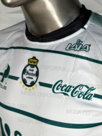 Uniforme Soccer Santos Laguna Local 2017-18