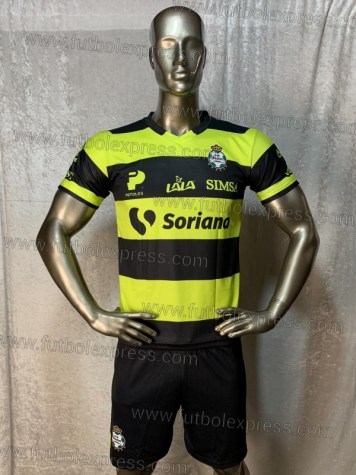 Uniforme Soccer Santos Laguna Local 2022-23 Negro