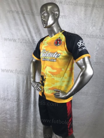 Uniforme Soccer Tijuana Especial Amarillo/Negro