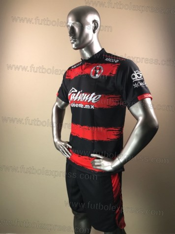 Uniforme Soccer Tijuana Local 2018-19