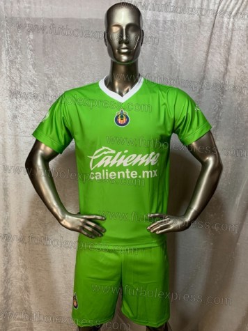 Uniforme Soccer Guadalajara Local 2022-23 Verde: Uniforme de futbol soccer replica modelo Guadalajara Local 2022-23, incluye playera verde, short verde, y numeros en la espalda.
