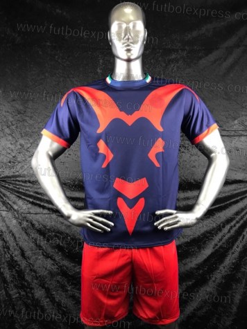 Uniforme Soccer Guadalajara Tercero 2019: Uniforme de futbol soccer replica modelo Guadalajara Tercero 2019, incluye playera azul y roja, short rojo, y numeros en la espalda.