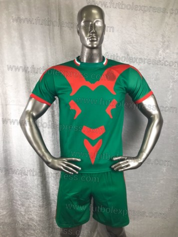 Uniforme Soccer Guadalajara Tercero 2019 Verde: Uniforme de futbol soccer replica modelo Guadalajara Tercero 2019, incluye playera verde, short verde, y numeros en la espalda.