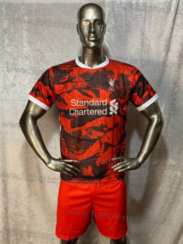 Uniforme Soccer Liverpool Visita 2020-21 Rojo: Uniforme de futbol soccer replica modelo Liverpool Visita 2020-21, incluye playera roja, short rojo, y numeros en la espalda.
