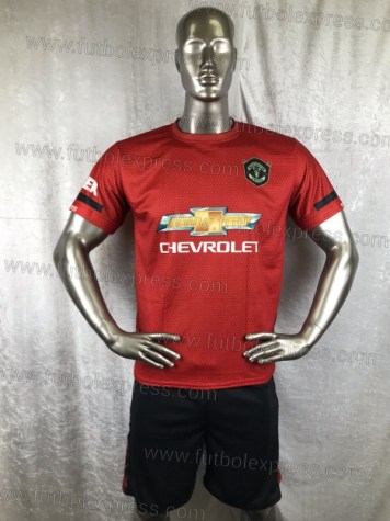 Uniforme Soccer Manchester United Local 2019-20: Uniforme de futbol soccer replica modelo Manchester United Local 2019-20, incluye playera roja, short negro, y numeros en la espalda.