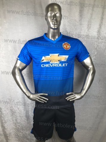 Uniforme Soccer Manchester United Local 2018-19 Azul Rey: Uniforme de futbol soccer replica modelo Manchester United Local 2018-19, incluye playera azul rey, short negro, y numeros en la espalda.