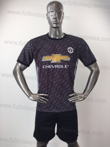 Uniforme Soccer Manchester United Visita 2017-18: Uniforme de futbol soccer replica modelo Manchester United Visita 2017-18, incluye playera gris, short negro, y numeros en la espalda.